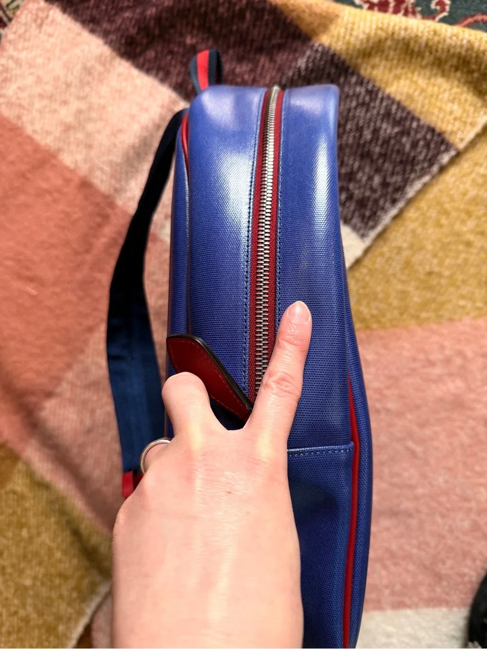 Gucci Blue Leather Backpack with Drip Logo in Yellow and Red